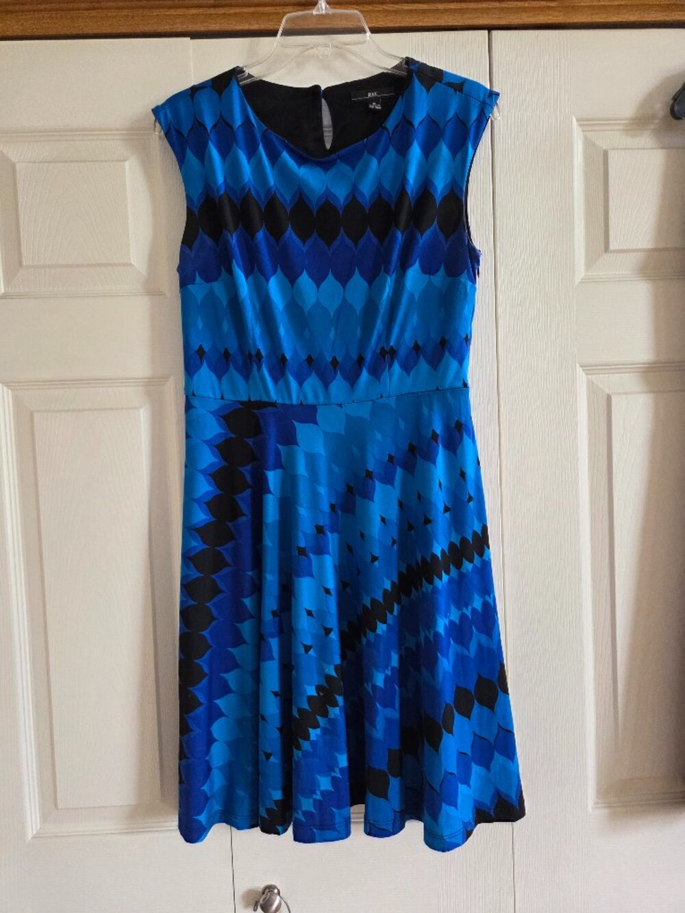 R&K Women's Size Medium Blue Black Print Sleevless Dress Side Zipper